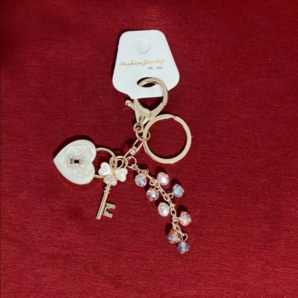 NWT Gold and Ivory Keychain for Purses and Bags